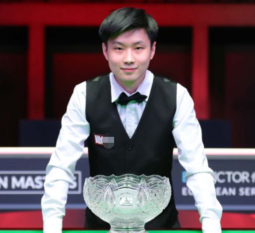 身上的两张 身上的两张