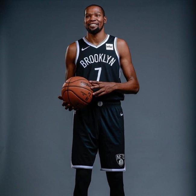 下捧起总冠 下捧起总冠